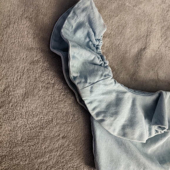 Twelve by OnTwelfth Denim Crop Top Size Medium - Picture 2 of 8